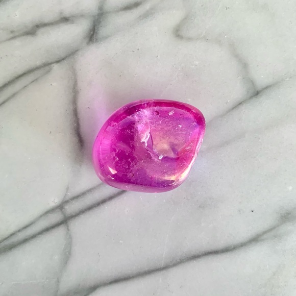 Pink Aura Crystal Duo - Picture 8 of 11